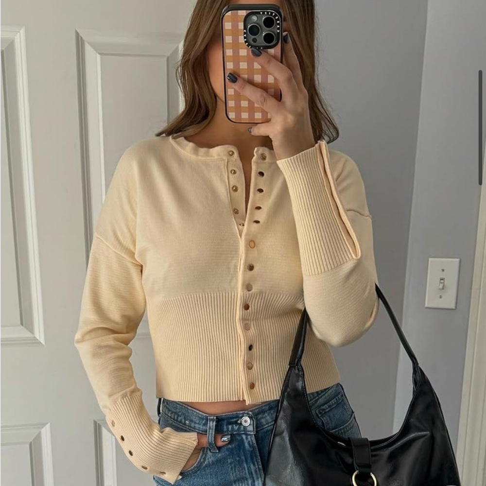 NEW Cream Cardigan w snaps